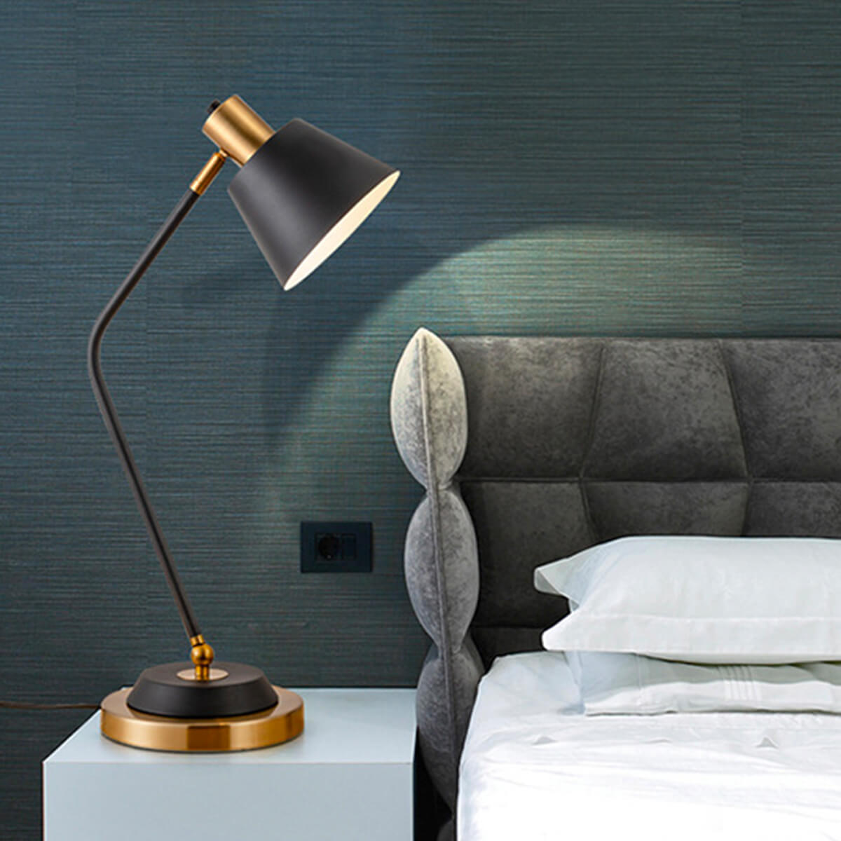 Black lamp deals for bedroom